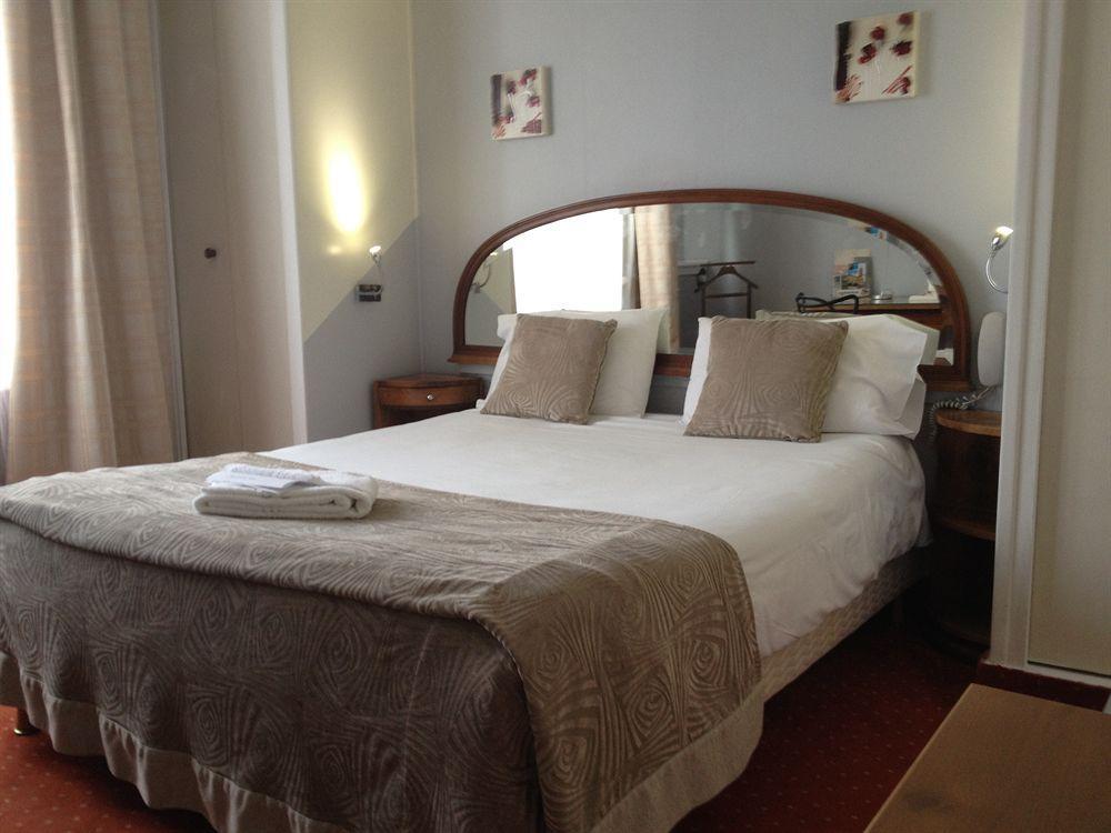 Hotel Raymond 4 Tolosa Esterno foto